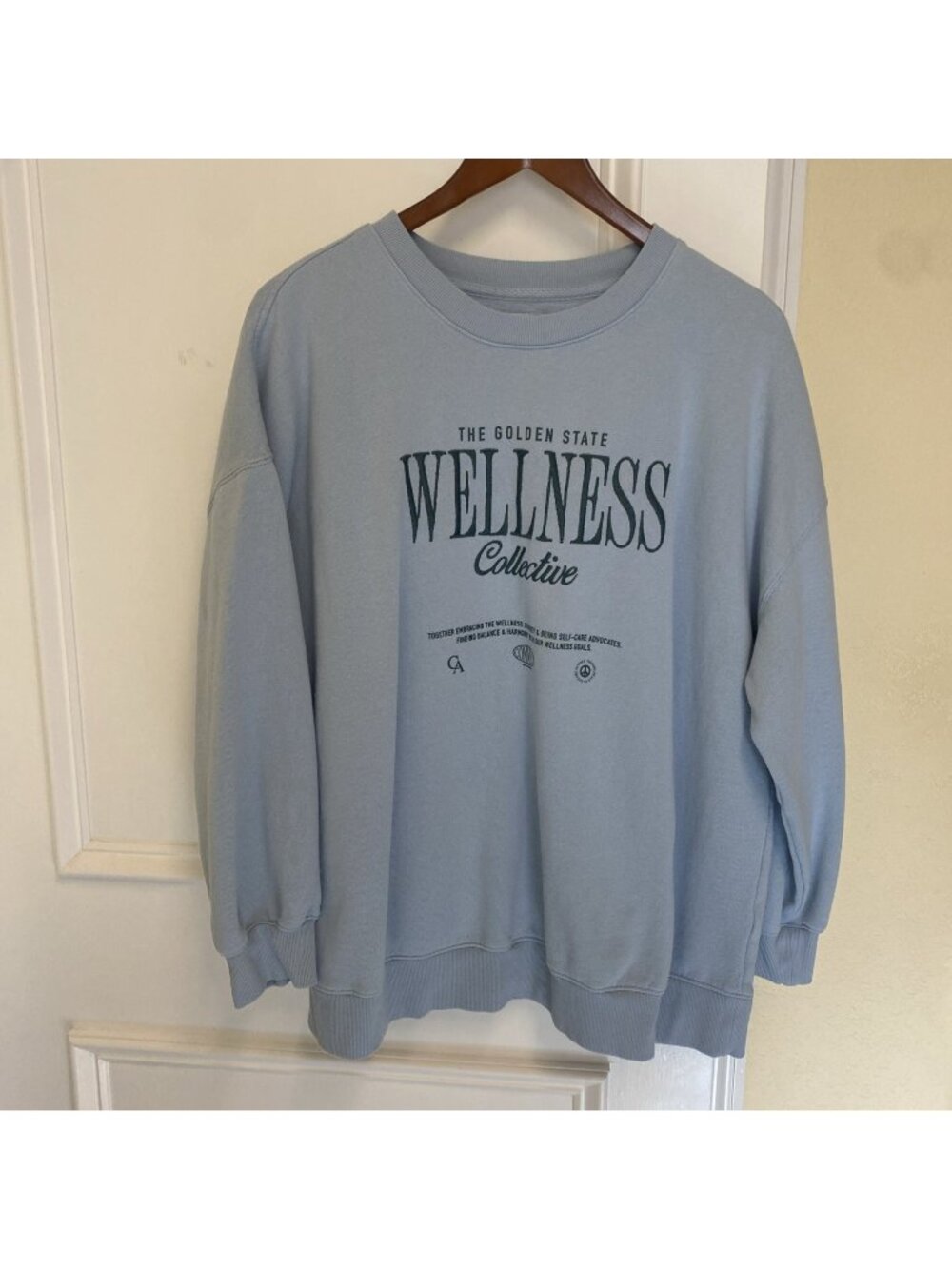 Old Navy SoComfy Oversized Sweatshirt Women Large Blue Wellness Collective Crew